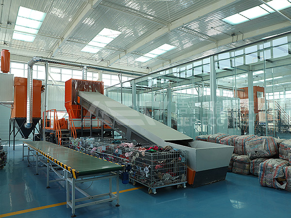 皮革邊角料做rdf燃燒棒?皮革廢料rdf破碎生產線為您助力