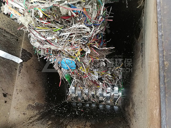 造紙廠廢料處理方法，造紙廠垃圾破碎處理生產線為您助力