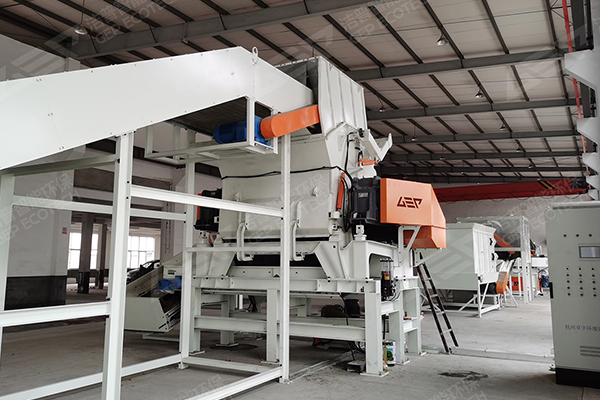 撕碎機和破碎機到底有什么區(qū)別？