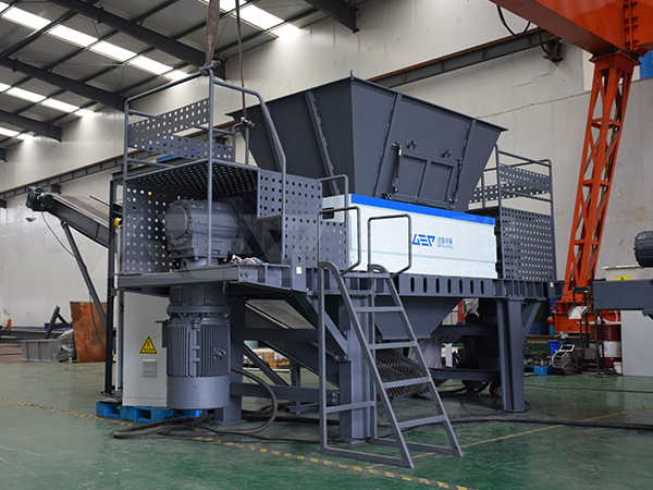 大型垃圾粉碎機