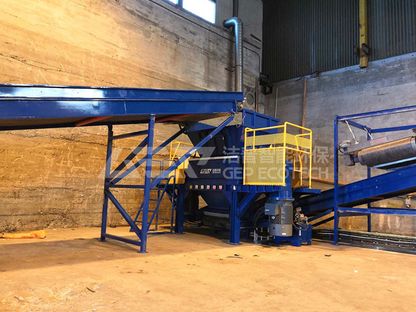 塑料撕碎機(jī)有什么特點(diǎn)?塑料撕碎機(jī)工作原理講解