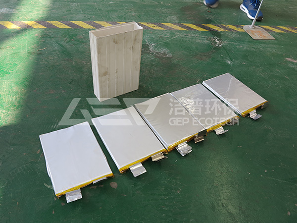 廢舊鋰電池的破碎處理工藝流程介紹