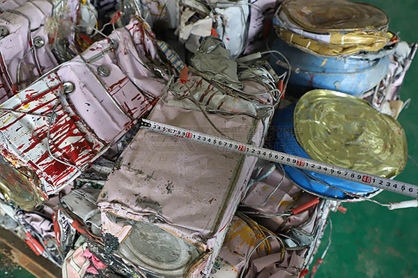 塑料桶破碎機(jī)多少錢(qián)一臺(tái)？塑料桶破碎機(jī)全套設(shè)備