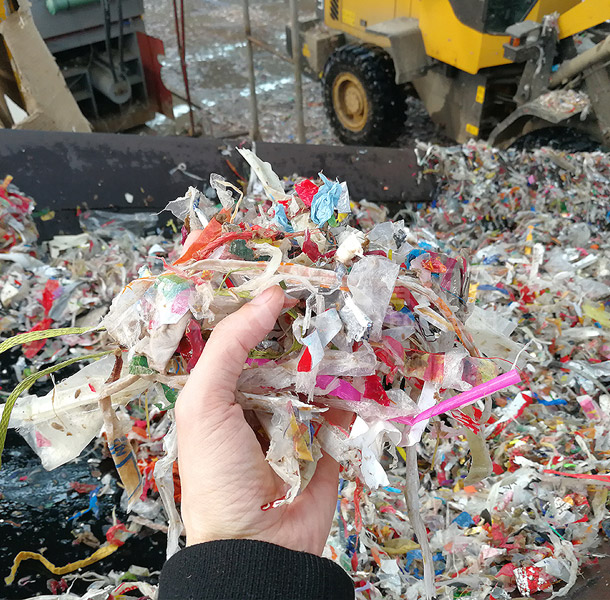 紙廠(chǎng)絞繩垃圾一次破碎后