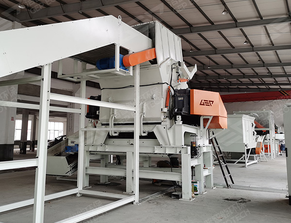 噸包袋破碎機
