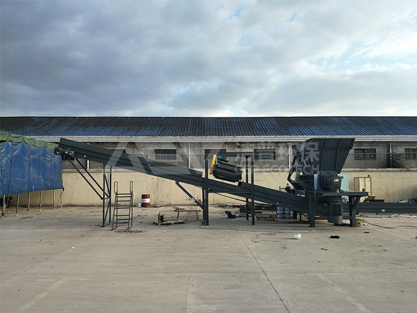 大型垃圾粉碎機